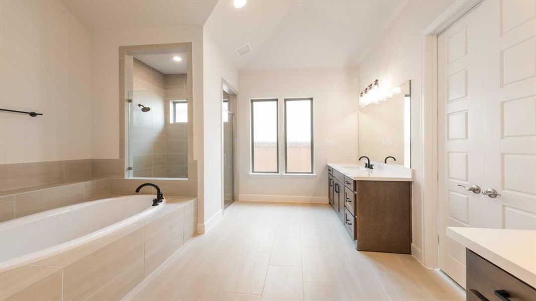 Image 24 of a home in Terraces 72'. Image 24 of a home in Terraces 72'.