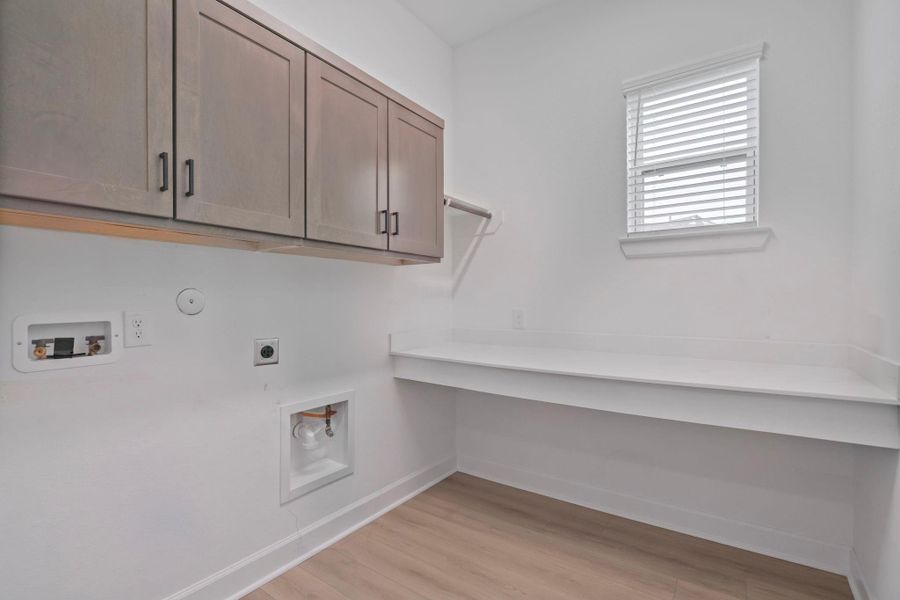 Spacious, unfurnished interior of a new home in , Missouri City (Image 23). Spacious, unfurnished interior of a new home in , Missouri City (Image 23).