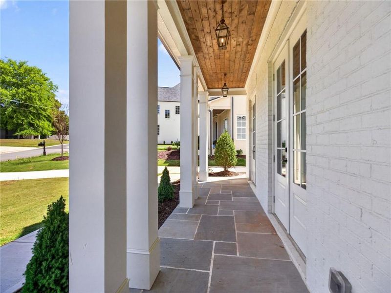 Exterior details and patio area of a home in , Suwanee (Image 3).