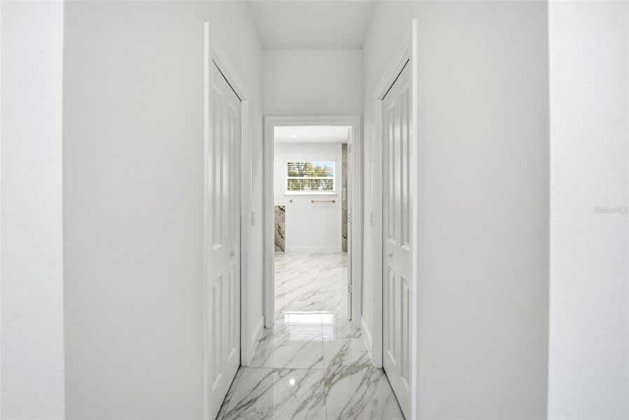 Spacious, unfurnished interior of a new home in , Altamonte Springs (Image 41).