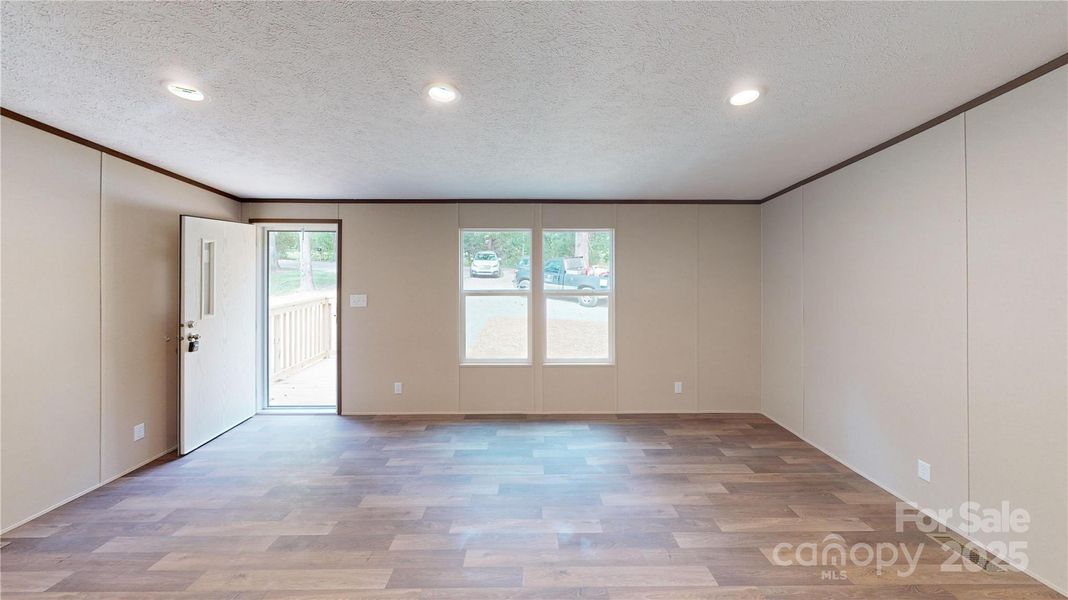 Spacious, unfurnished interior of a new home in , Rock Hill (Image 13).
