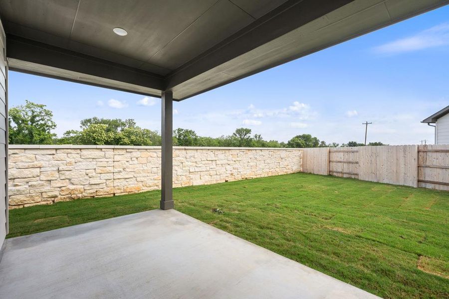 Exterior details and patio area of a home in Lagos Reserve, Manor (Image 4).