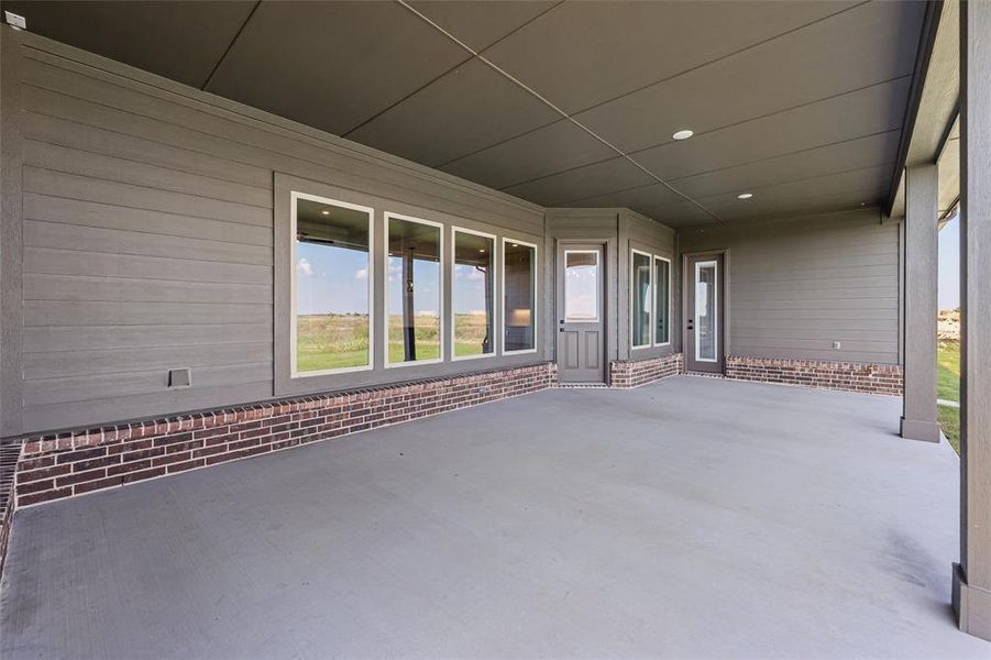 Exterior details and patio area of a home in Rocky Top, Krum (Image 24). Exterior details and patio area of a home in Rocky Top, Krum (Image 24).