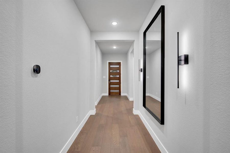 Spacious, unfurnished interior of a new home in Sweetgrass, Haslet (Image 20).