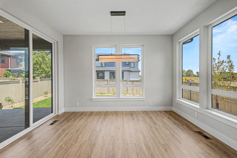 Spacious, unfurnished interior of a new home in West Grange, Longmont (Image 14). Spacious, unfurnished interior of a new home in West Grange, Longmont (Image 14).