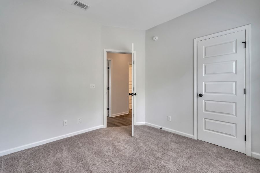 Representative unfurnished interior of a home built from the The Norman by RTS Homes in Doctor's Creek, Ludowici (Image 20).