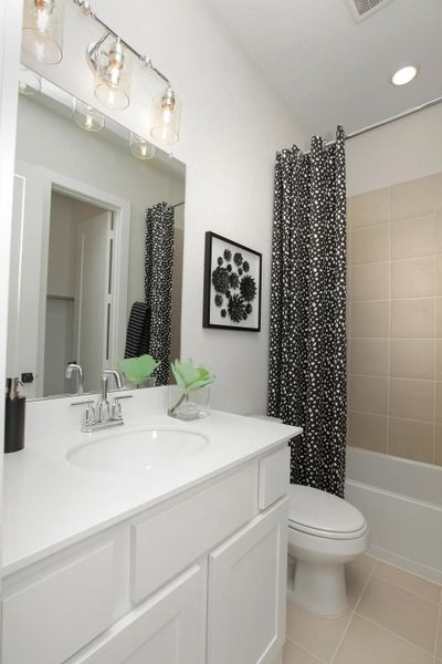 Eastland II Bathroom 4