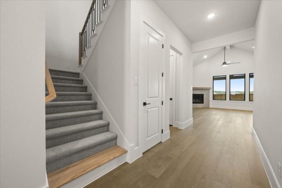 Spacious, unfurnished interior of a new home in Rio Vista at Kelly Ranch, Aledo (Image 54).