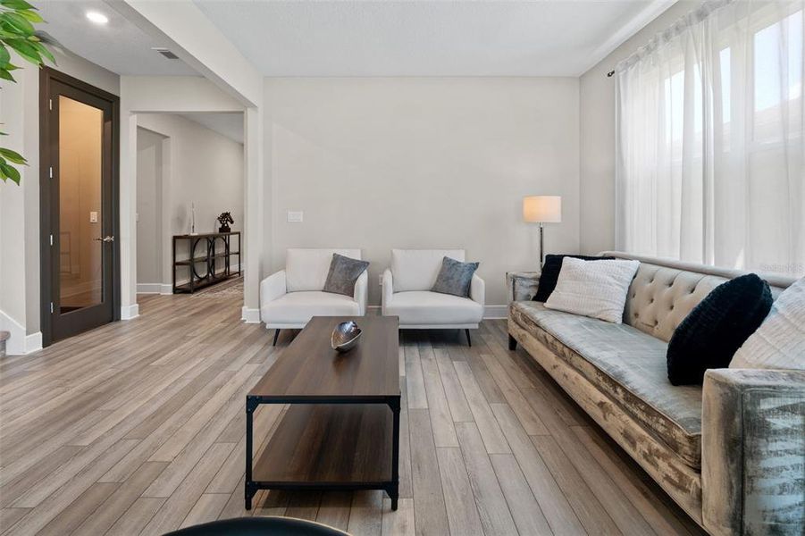 Furnished interior view inside a new home in , Montverde (Image 9).