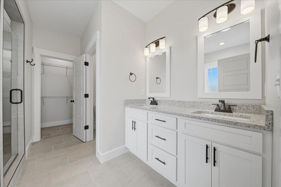 Furnished interior view inside a new home in Sky View, Columbus (Image 12).