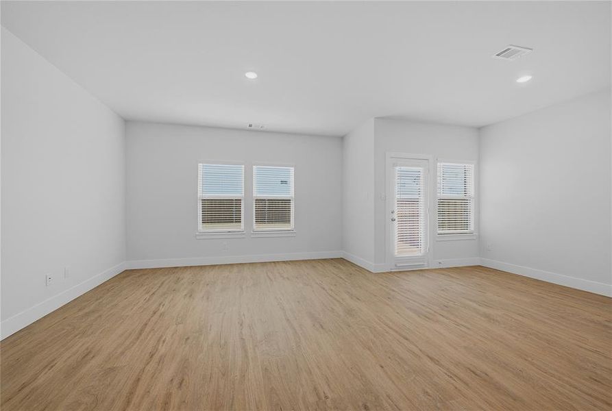 Spacious, unfurnished interior of a new home in , Forney (Image 27).