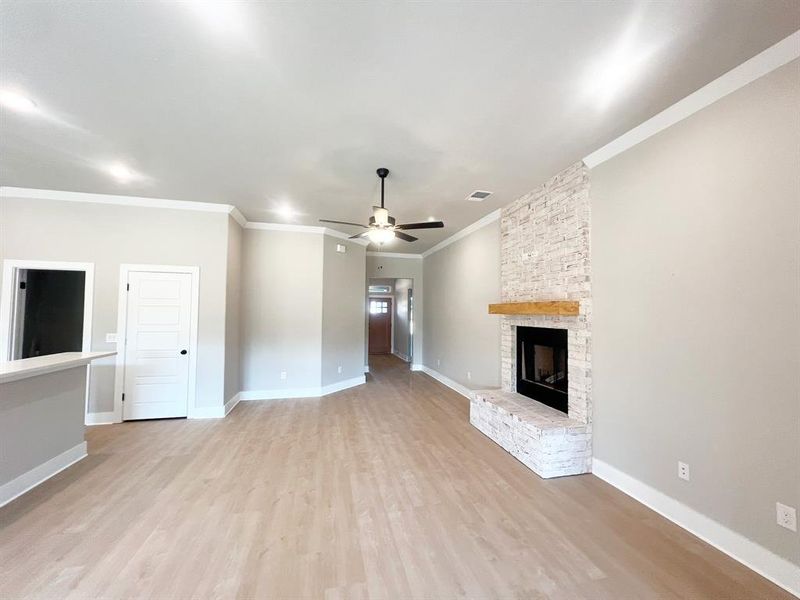 Spacious, unfurnished interior of a new home in Washington Meadows, Sherman (Image 11). Spacious, unfurnished interior of a new home in Washington Meadows, Sherman (Image 11).