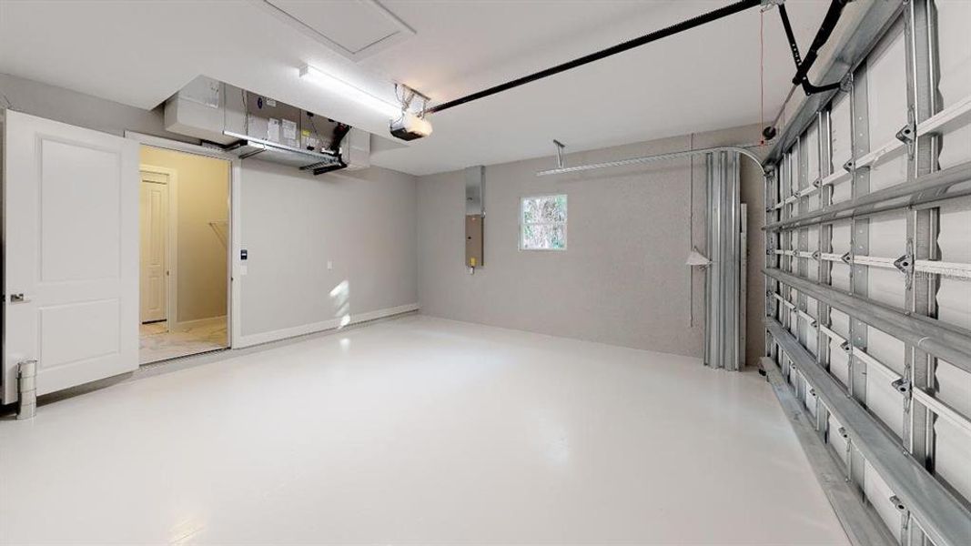 Spacious, unfurnished interior of a new home in , North Port (Image 12).