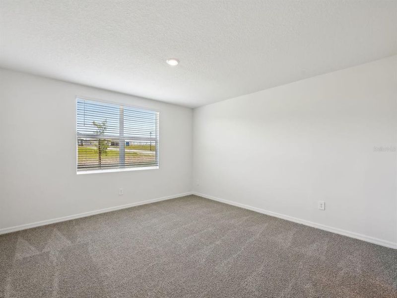 Spacious, unfurnished interior of a new home in Benton Hills - Classic Series, Brooksville (Image 37).