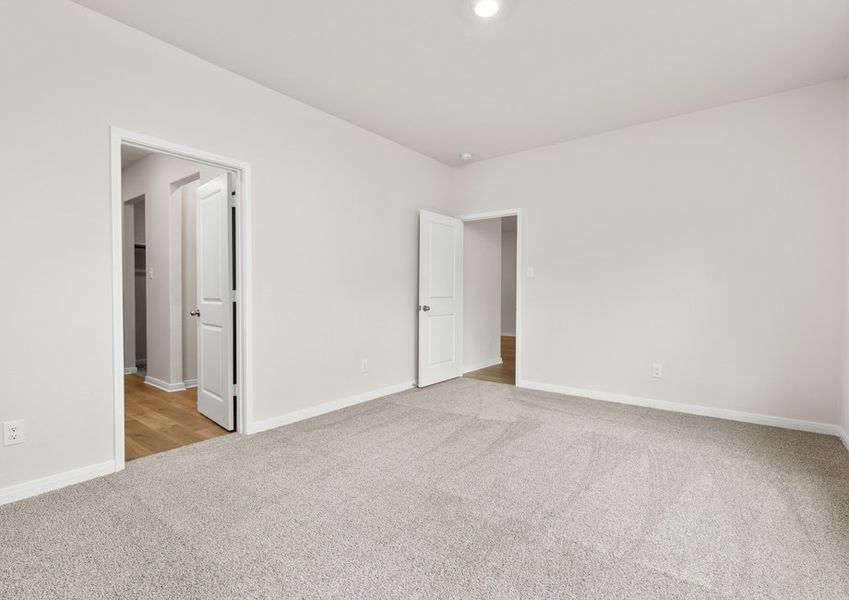 The master suite has a large bedroom, ensuite bathroom and walk-in closet. The master suite has a large bedroom, ensuite bathroom and walk-in closet.