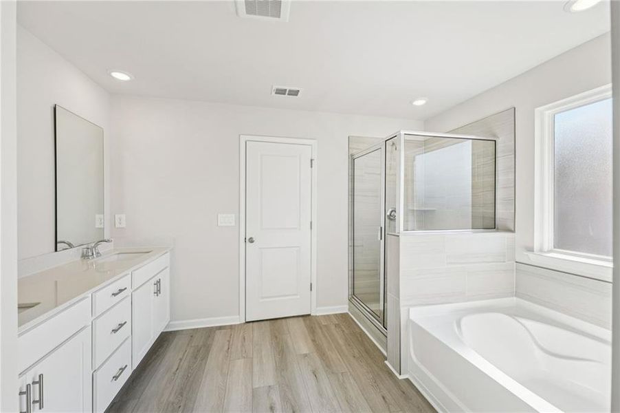 Furnished interior view inside a new home in Creekside at Oxford Park, Fairburn (Image 13).