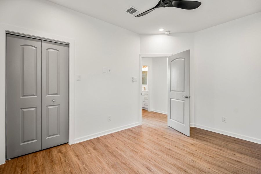 Image 28 of a home in . Image 28 of a home in .