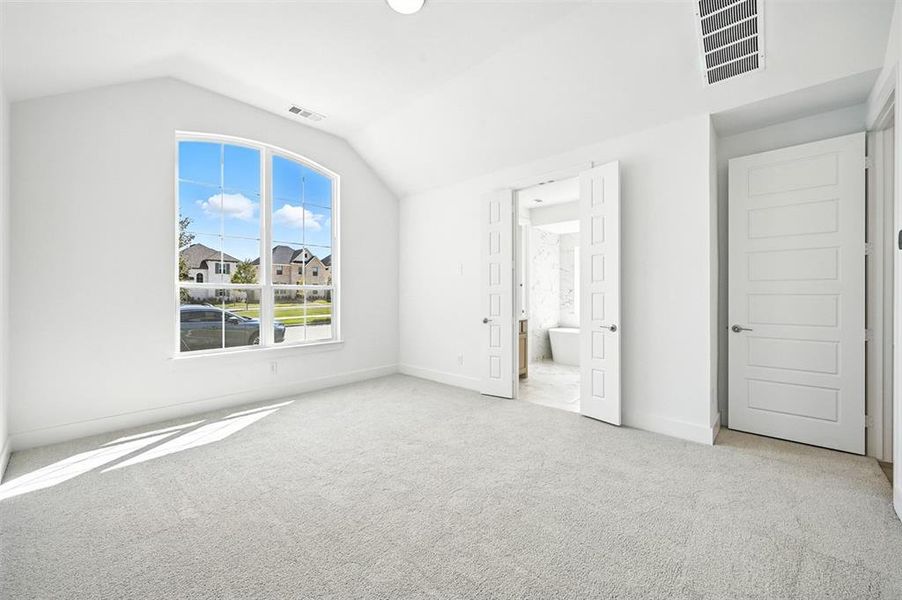 Spacious, unfurnished interior of a new home in Pecan Square: 40ft. lots, Northlake (Image 21). Spacious, unfurnished interior of a new home in Pecan Square: 40ft. lots, Northlake (Image 21).