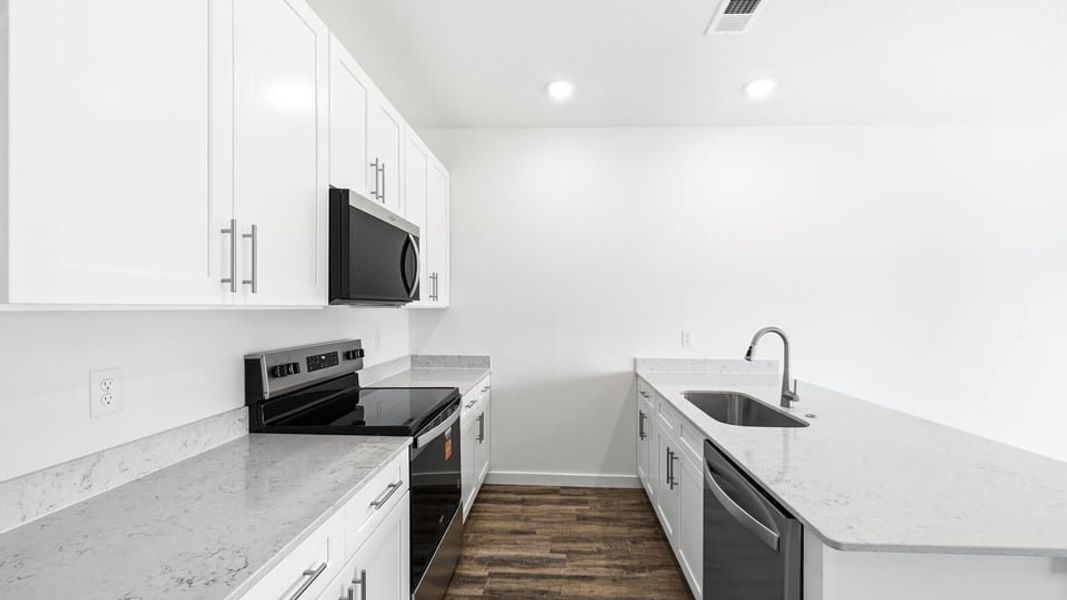 Furnished interior view inside a new home in The Arbor Townhomes, Kingsport (Image 6).