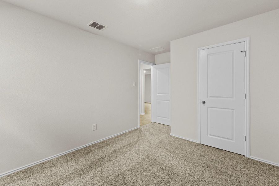 Spacious, unfurnished interior of a new home in Sunset Oaks, Maxwell (Image 20). Spacious, unfurnished interior of a new home in Sunset Oaks, Maxwell (Image 20).
