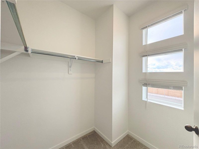 Spacious, unfurnished interior of a new home in , Centennial (Image 10).