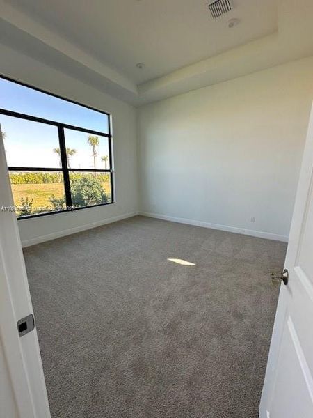 Spacious, unfurnished interior of a new home in , Port St. Lucie (Image 15).