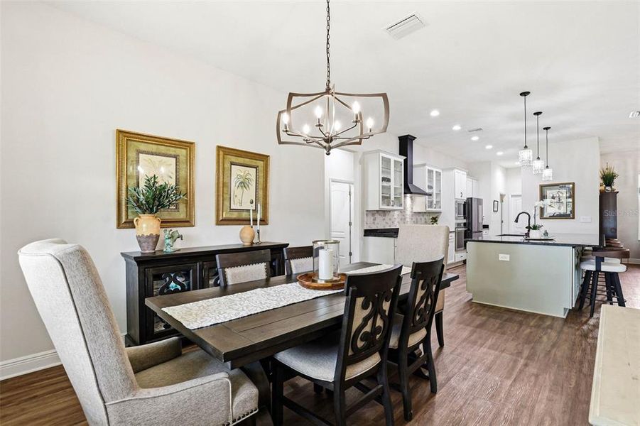 Furnished interior view inside a new home in , Wesley Chapel (Image 40).