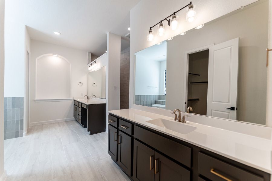 Furnished interior view inside a new home in Sonoma Verde, Rockwall (Image 11).