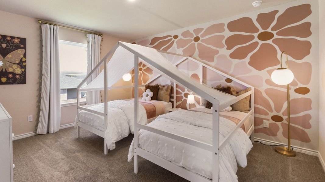 Secondary bedroom