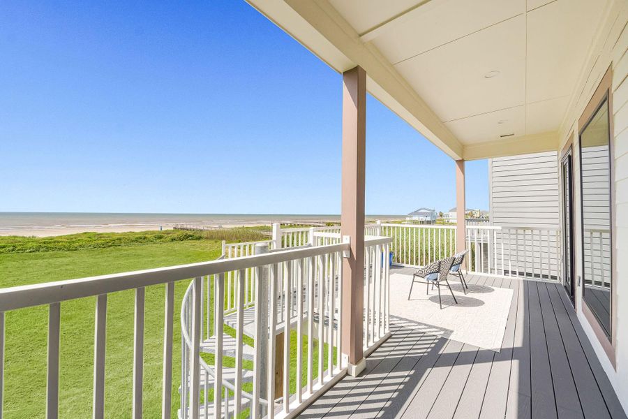 Exterior details and patio area of a home in , Galveston (Image 29).