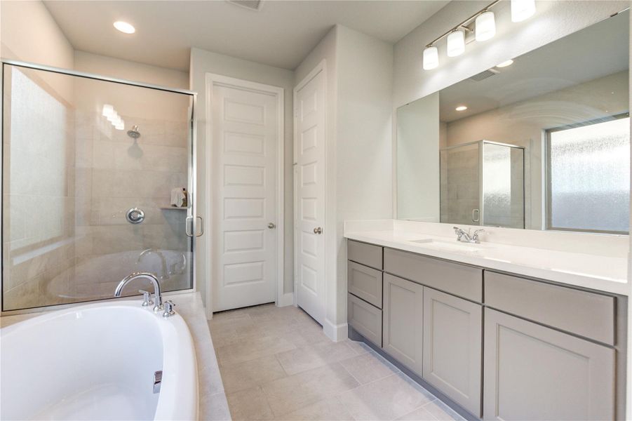 Furnished interior view inside a new home in , Katy (Image 46).