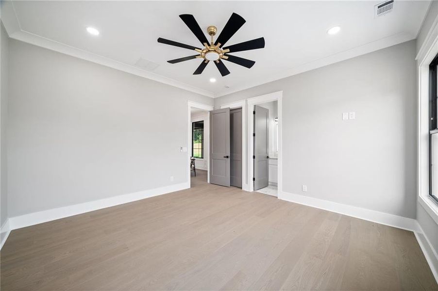 Spacious, unfurnished interior of a new home in , Suwanee (Image 67).