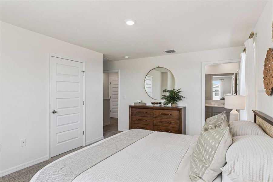 Furnished interior view inside a new home in Danbury at Ridgewood Lakes, Davenport (Image 4). Furnished interior view inside a new home in Danbury at Ridgewood Lakes, Davenport (Image 4).