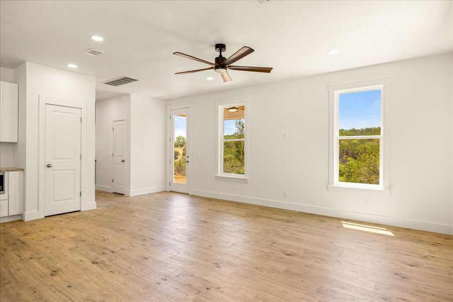 Spacious, unfurnished interior of a new home in , Bluff Dale (Image 18).