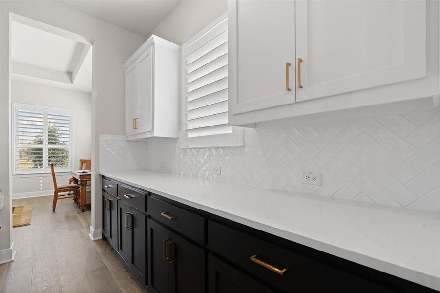 Furnished interior view inside a new home in Pecan Square - Estates, Northlake (Image 27).