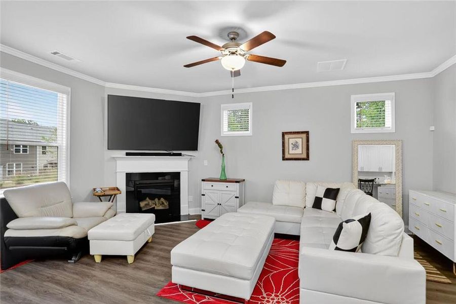 Furnished interior view inside a new home in , Atlanta (Image 7).