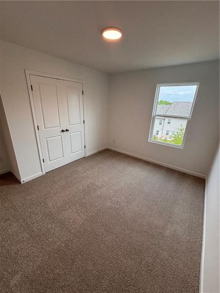 Spacious, unfurnished interior of a new home in Leydenview, Mableton (Image 20).
