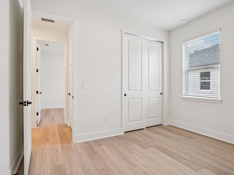 Spacious, unfurnished interior of a new home in Ridgehaven - Reserve Series, Ormond Beach (Image 12).