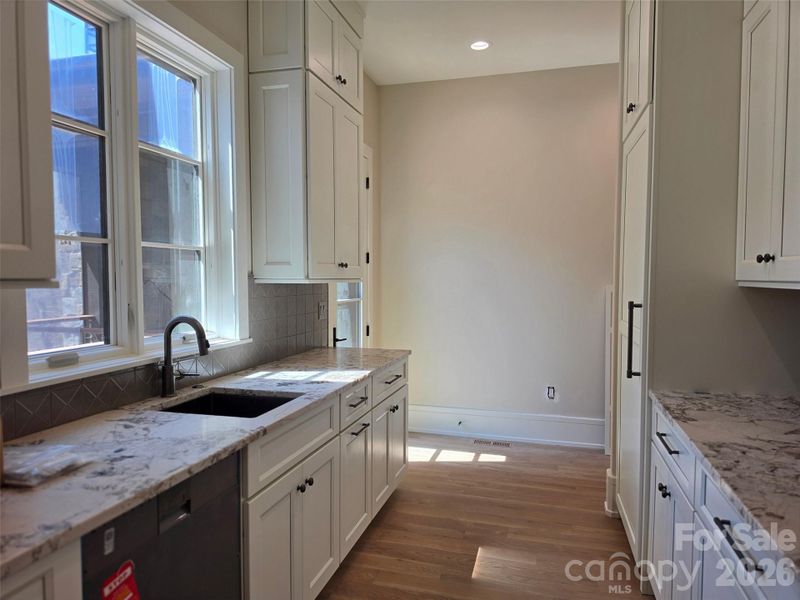 Image 28 of a home in .