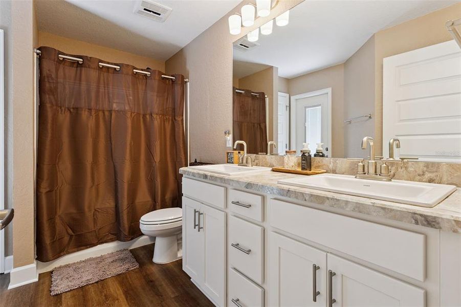 Furnished interior view inside a new home in Royal Highlands, Weeki Wachee (Image 32).