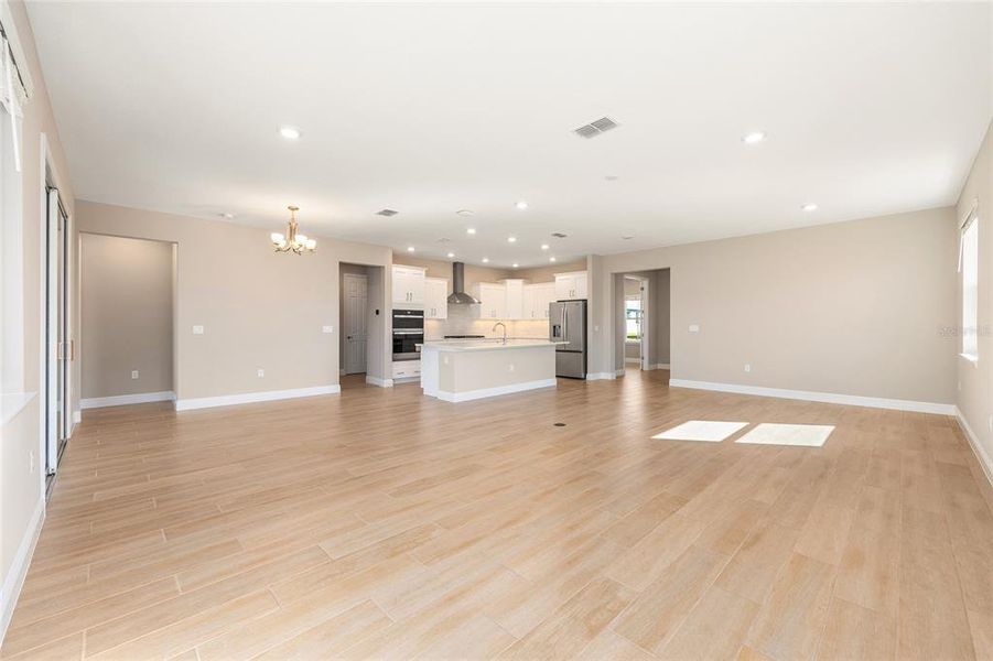 Spacious, unfurnished interior of a new home in , Ocala (Image 30).