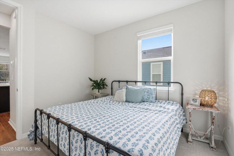 Furnished interior view inside a new home in , Middleburg (Image 12).