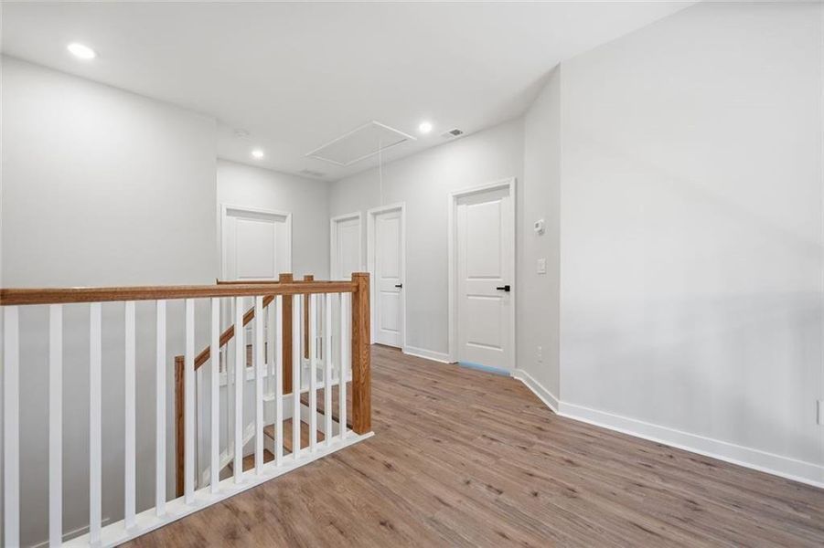 Spacious, unfurnished interior of a new home in , Gainesville (Image 18).
