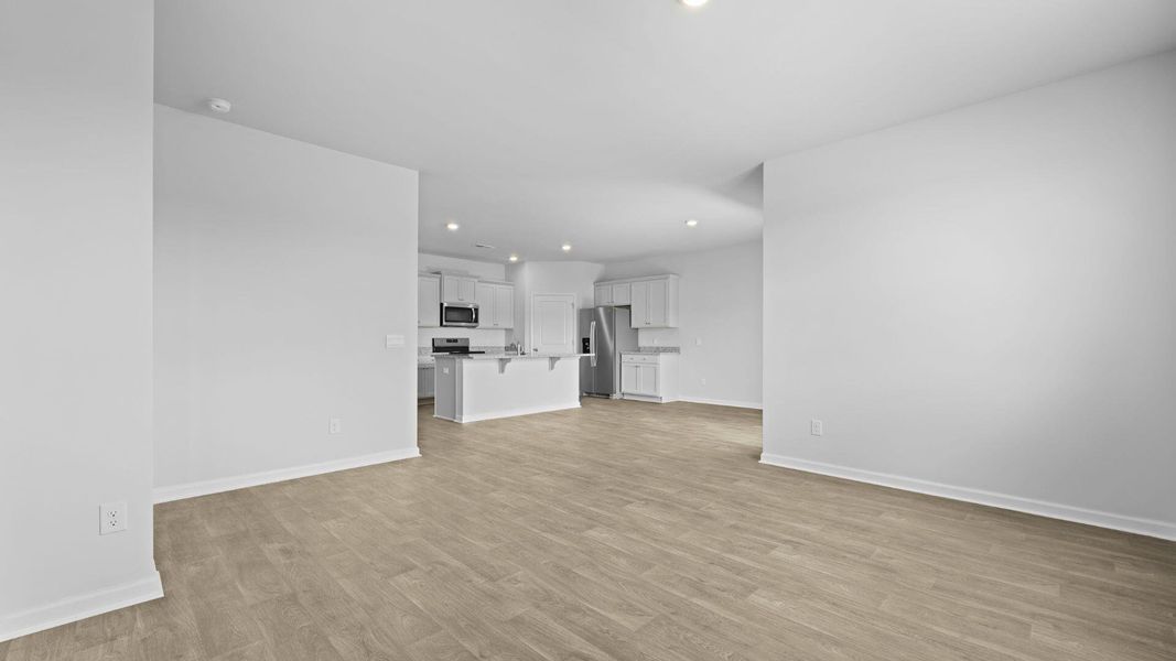 Spacious, unfurnished interior of a new home in The Ranch, Holly Hill (Image 32).