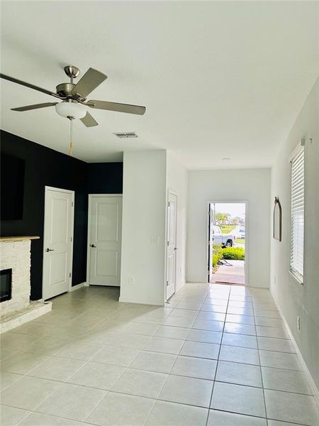 Spacious, unfurnished interior of a new home in , New Port Richey (Image 10).