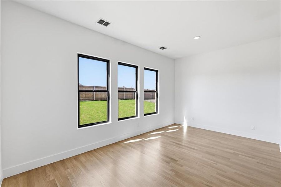 Spacious, unfurnished interior of a new home in , McKinney (Image 26).