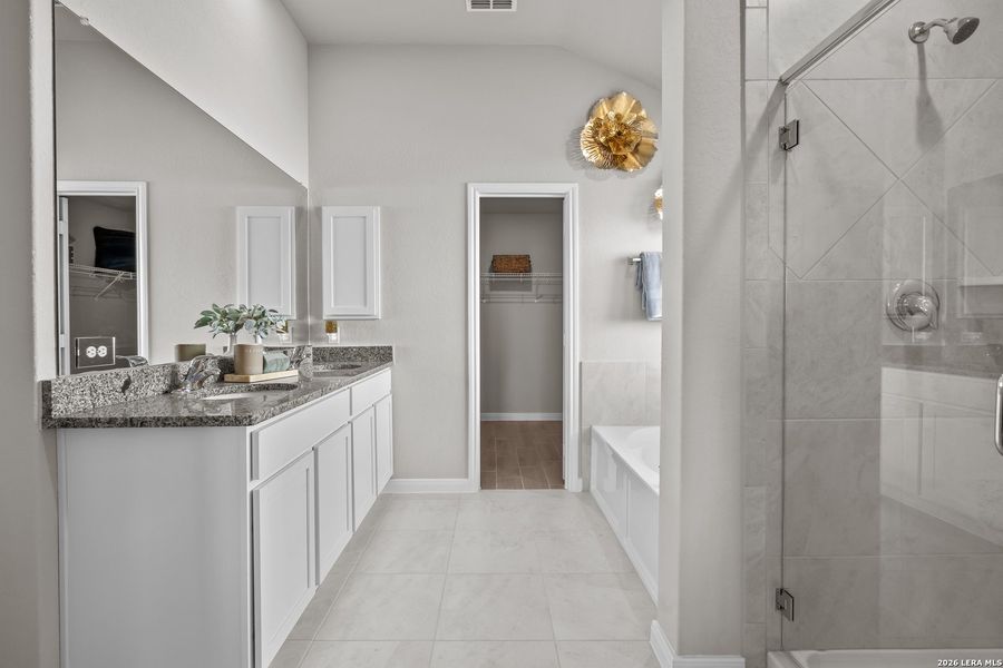 Furnished interior view inside a new home in Hunters Ranch, San Antonio (Image 16).