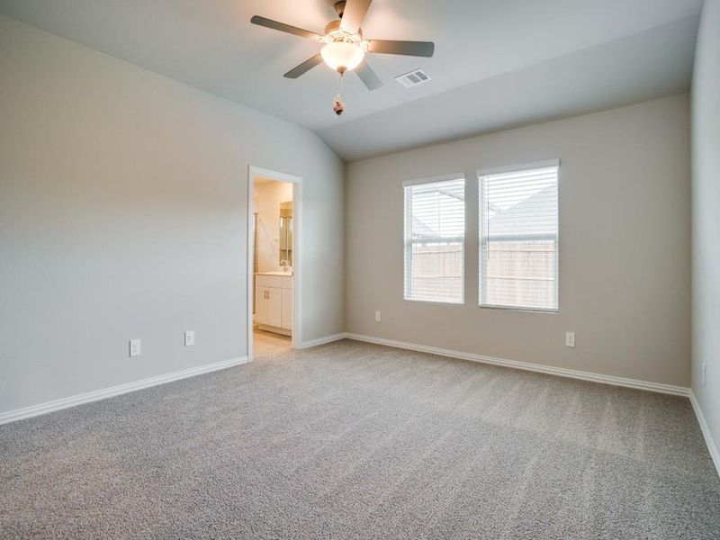 Spacious, unfurnished interior of a new home in Southridge - Signature Series, McKinney (Image 21). Spacious, unfurnished interior of a new home in Southridge - Signature Series, McKinney (Image 21).