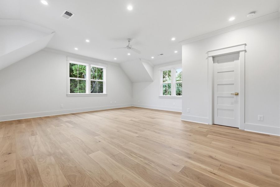 Spacious, unfurnished interior of a new home in , Mount Pleasant (Image 56).