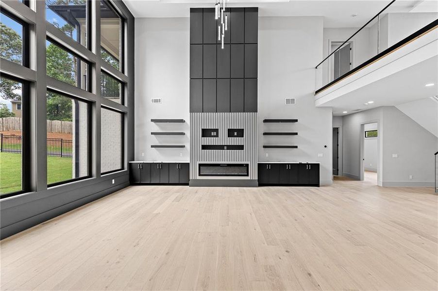 Spacious, unfurnished interior of a new home in , Lawrenceville (Image 24).